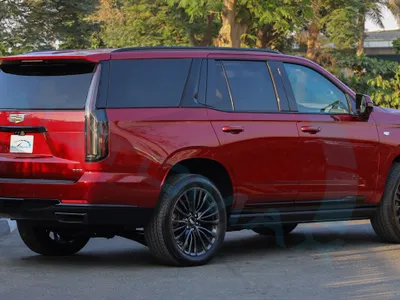 2025 Cadillac Escalade Platinum