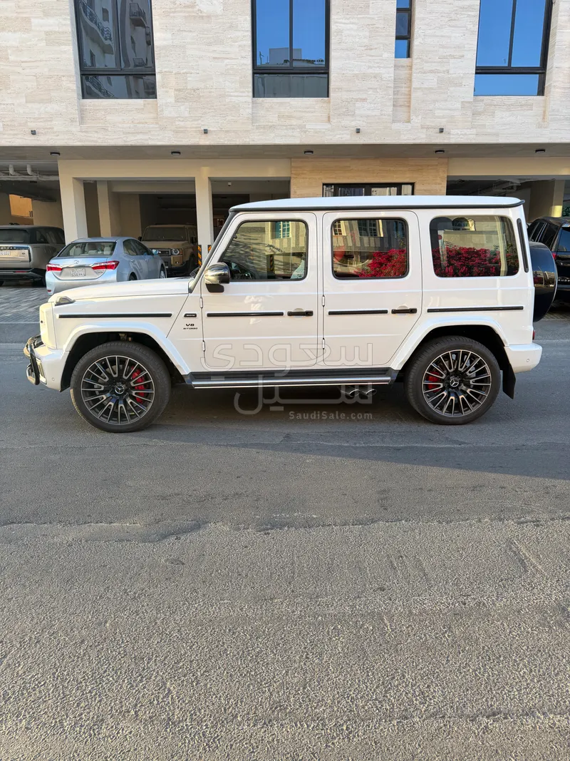 2025 مرسيدس - بنز جي 63