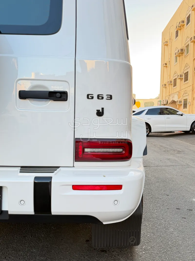 2025 مرسيدس - بنز جي 63