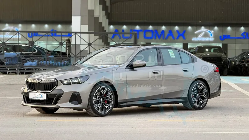 2026 BMW 5 Series 520i