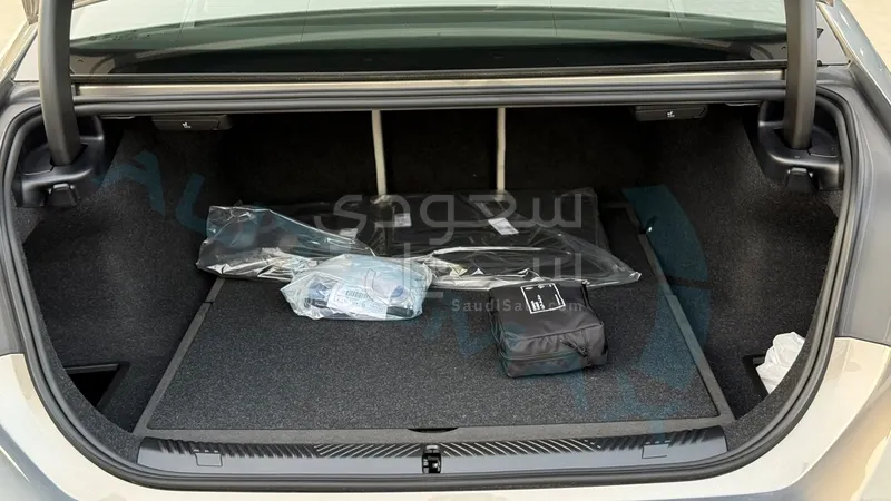 2026 BMW 5 Series 520i