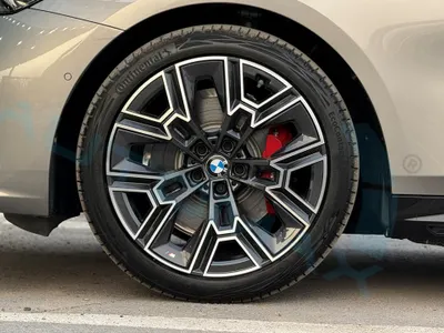 2026 BMW 5 Series 520i