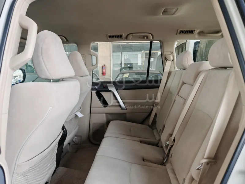 2023 تويوتا برادو تي اكس ال