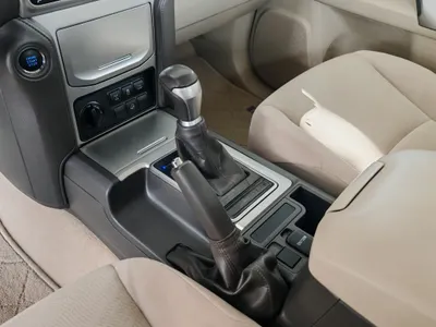 2023 تويوتا برادو تي اكس ال