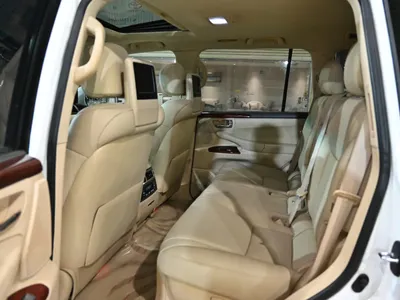 2015 لكزس إل إكس 570 اس