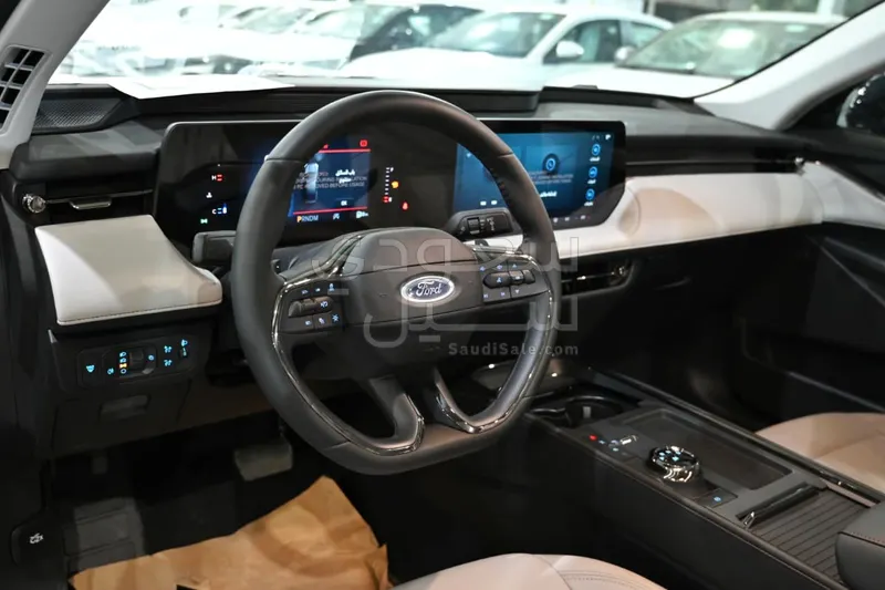 2026 Ford Taurus Trend