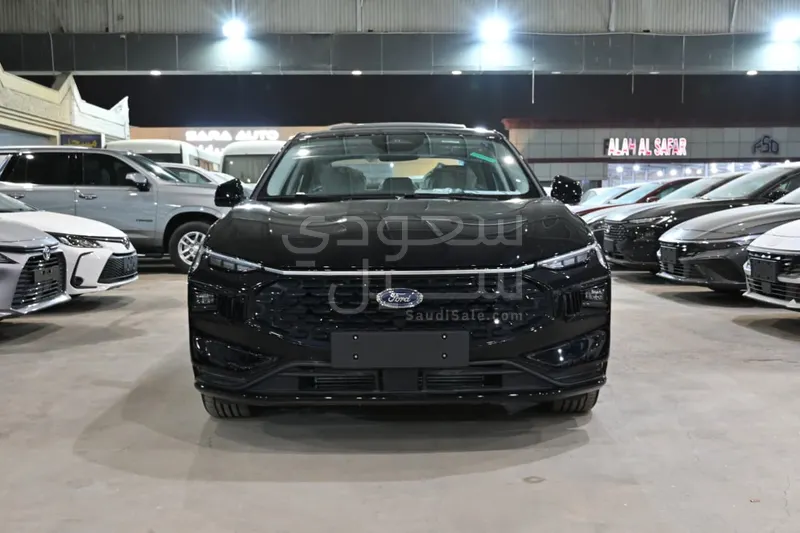 2026 Ford Taurus Trend