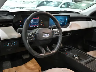 2026 Ford Taurus Trend