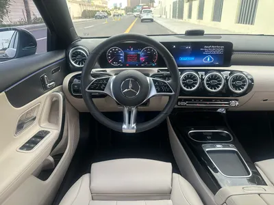 2024 مرسيدس - بنز أي 220