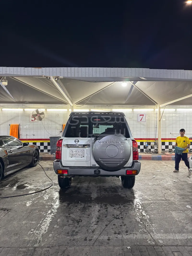 2019 نيسان باترول سوبر سفاري