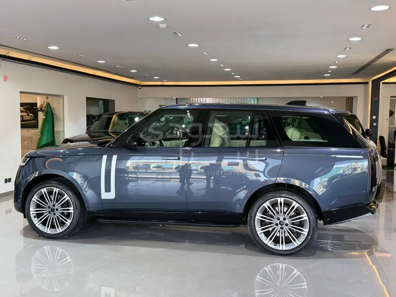 2026 لاند روفر رينج روفر اوتوبيوغرافي