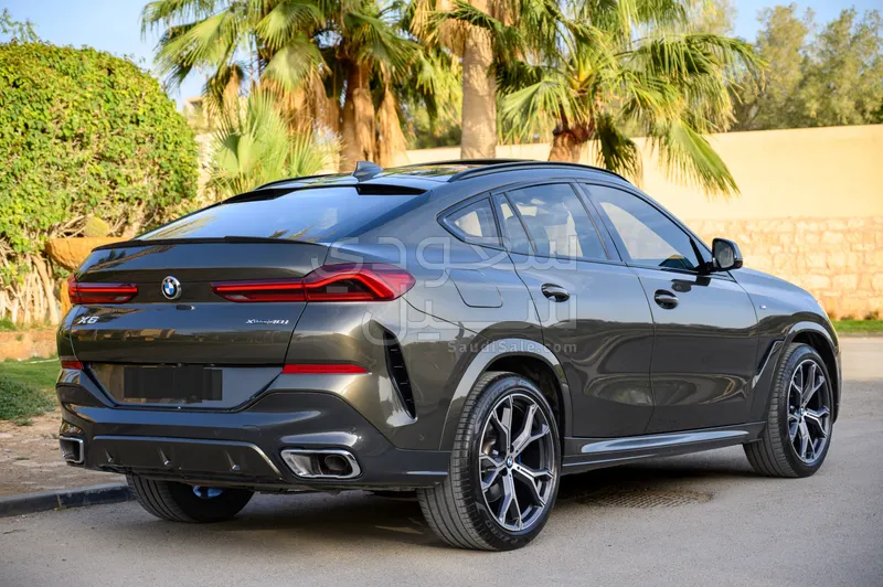 2022 بي ام دبليو الفئة اكس 6 40أي