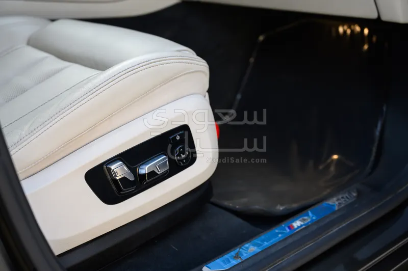 2022 بي ام دبليو الفئة اكس 6 40أي