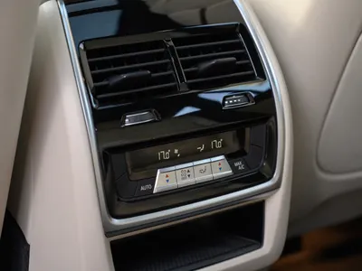 2022 بي ام دبليو الفئة اكس 6 40أي