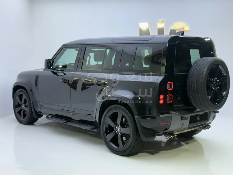 2023 Land Rover Defender