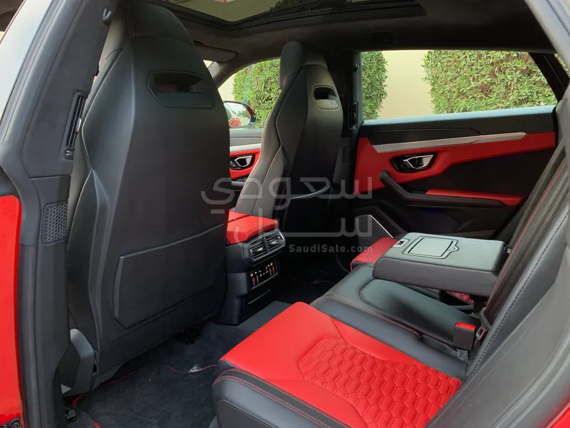 2019 لمبرجيني اوروس