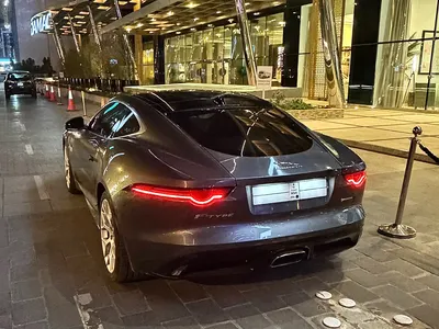 2018 جاكوار اف-تايب بي 300