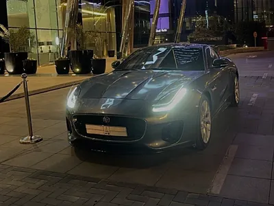 2018 جاكوار اف-تايب بي 300