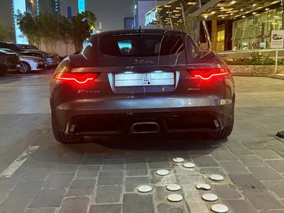 2018 جاكوار اف-تايب بي 300