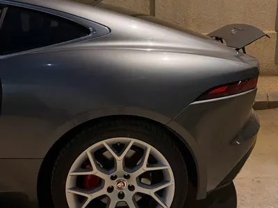 2018 جاكوار اف-تايب بي 300