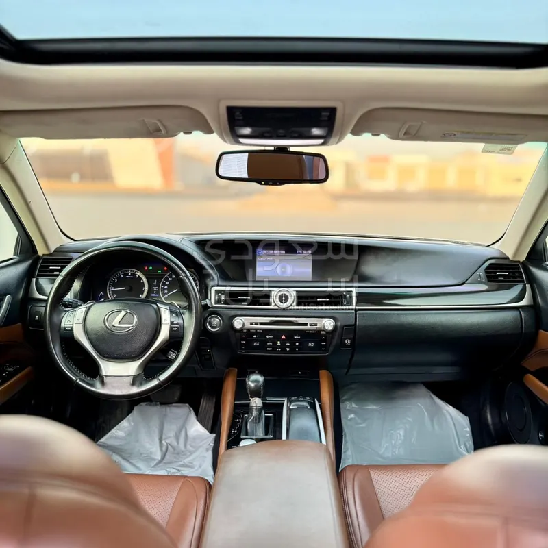 2013 لكزس جي إس 250