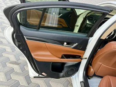 2013 لكزس جي إس 250