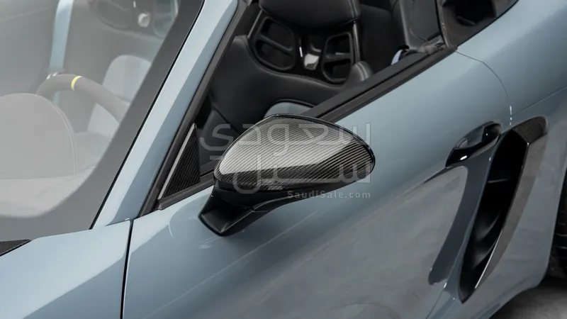 2023 Porsche 718 Spyder