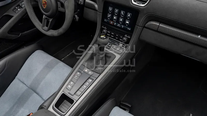 2023 Porsche 718 Spyder