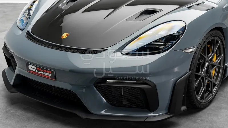 2023 Porsche 718 Spyder