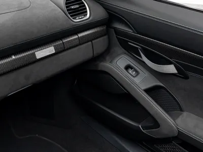 2023 Porsche 718 Spyder