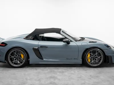2023 Porsche 718 Spyder