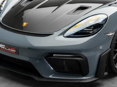 2023 Porsche 718 Spyder