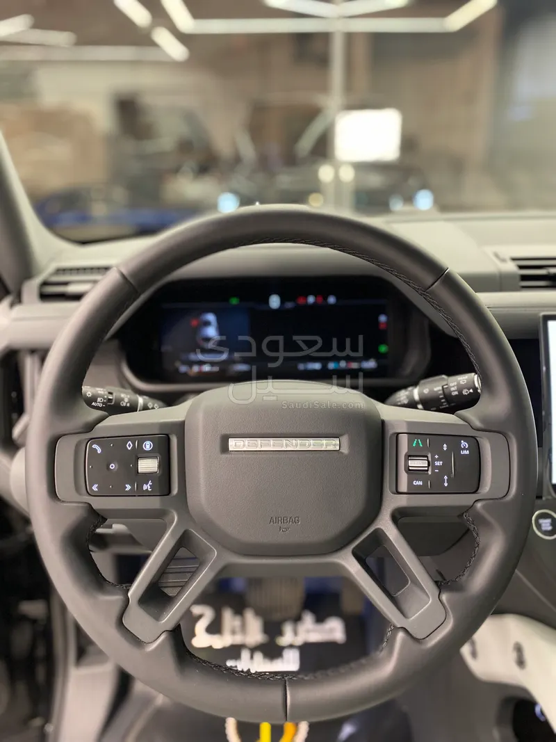 2026 لاند روفر ديفيندر اتش اس اي