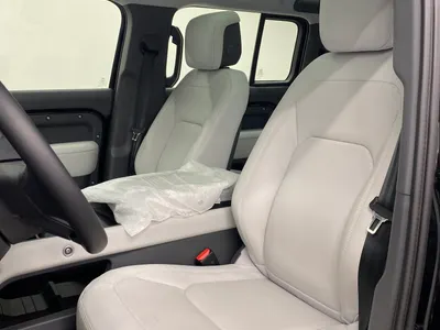 2026 لاند روفر ديفيندر اتش اس اي