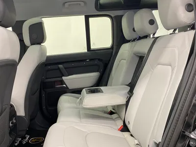 2026 لاند روفر ديفيندر اتش اس اي