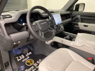 2026 لاند روفر ديفيندر اتش اس اي