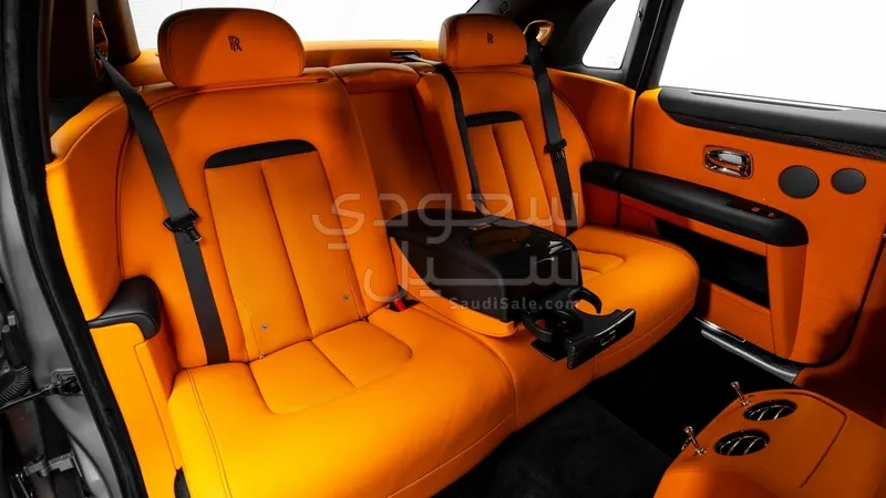 2024 رولز رويس قوست بلاك بادج