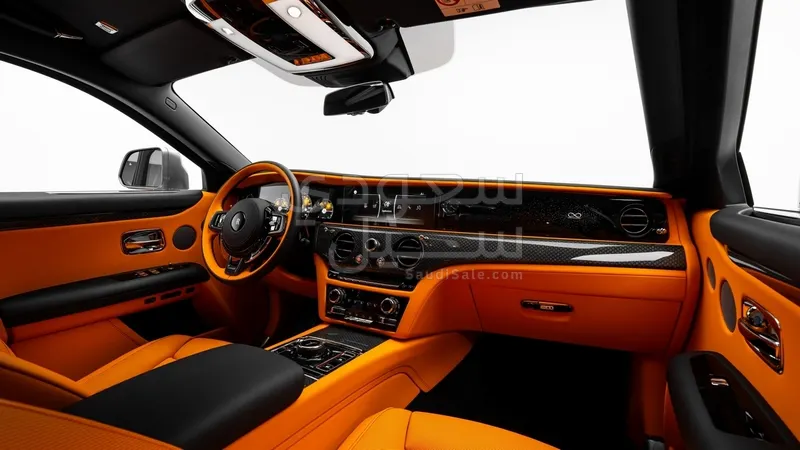 2024 رولز رويس قوست بلاك بادج