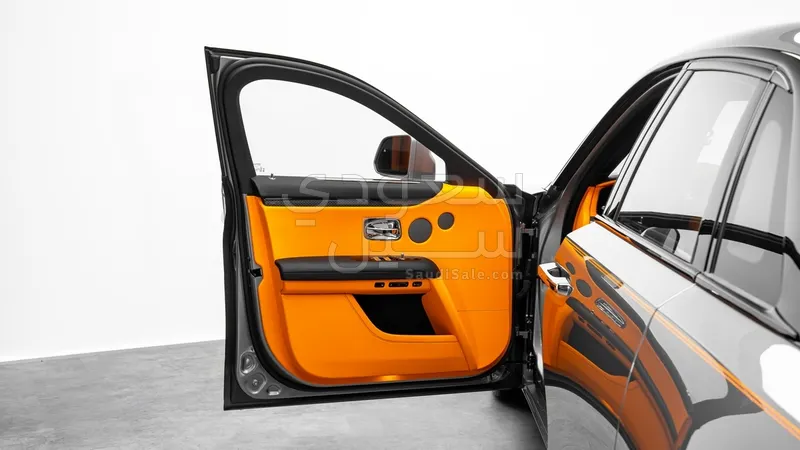 2024 رولز رويس قوست بلاك بادج