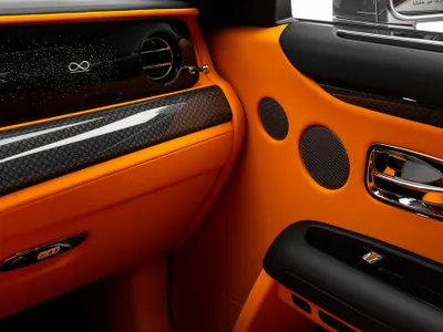 2024 رولز رويس قوست بلاك بادج