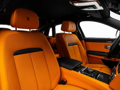 2024 رولز رويس قوست بلاك بادج