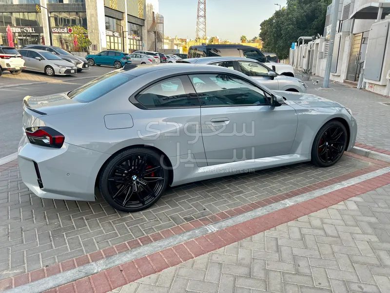 2025 بي ام دبليو الفئة ام إم 2