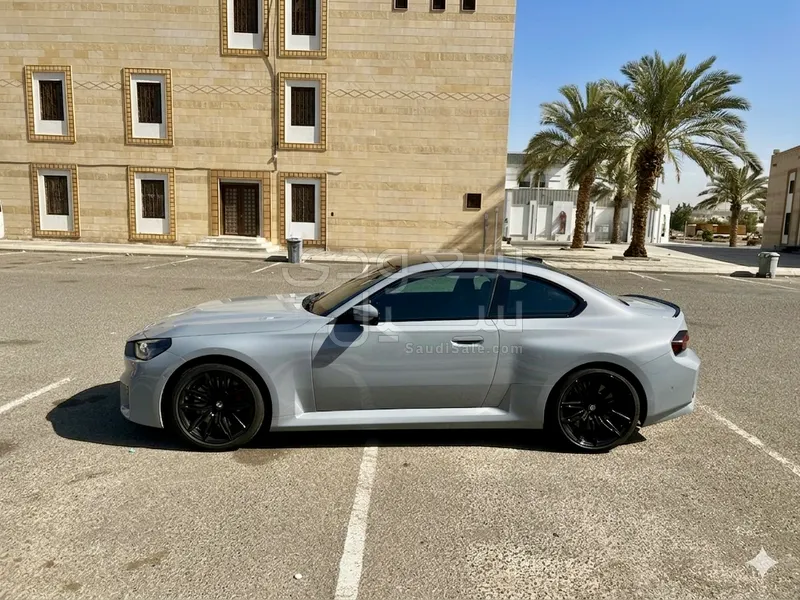 2025 بي ام دبليو الفئة ام إم 2