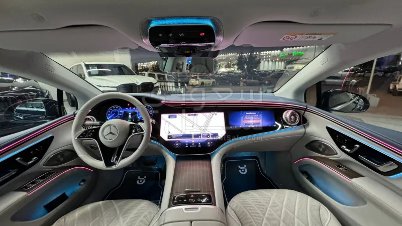 2022 مرسيدس - بنز إي كيو إس 580