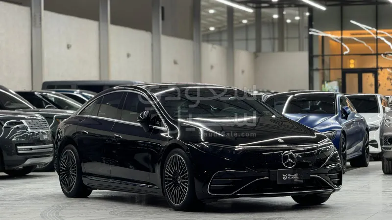 2022 مرسيدس - بنز إي كيو إس 580