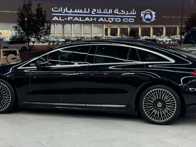 2022 مرسيدس - بنز إي كيو إس 580
