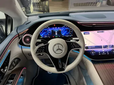 2022 مرسيدس - بنز إي كيو إس 580