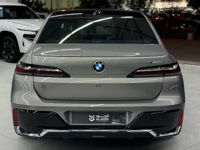 2023 بي ام دبليو الفئة السابعة 740 إل أي