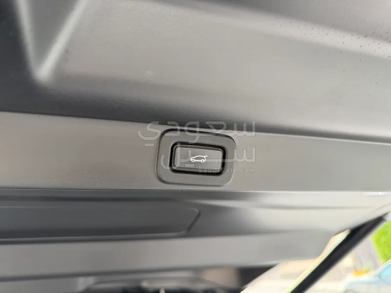 2023 لاند روفر رينج روفر فوج اس اي