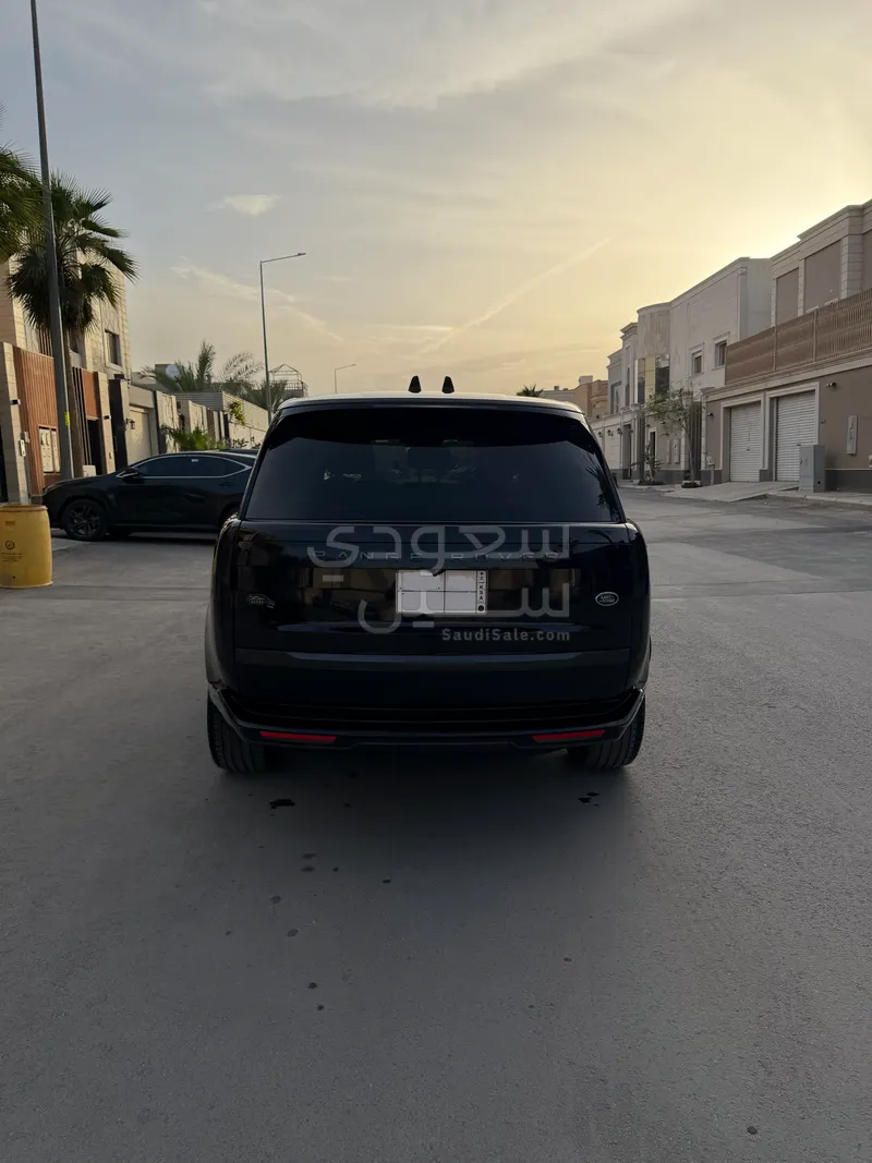 2023 لاند روفر رينج روفر فوج اس اي